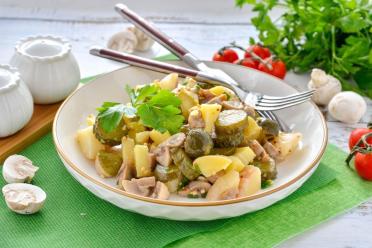 Mushroom and Bean Fasting Salad