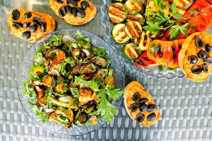 Savory Stir-Fried Eggplant and Bell Pepper