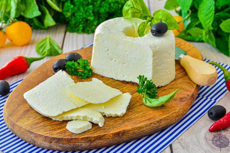 Easy Homemade Cheese with Milk, Eggs, and Sour Cream Easy Homemade Cheese with Milk, Eggs, and Sour Cream