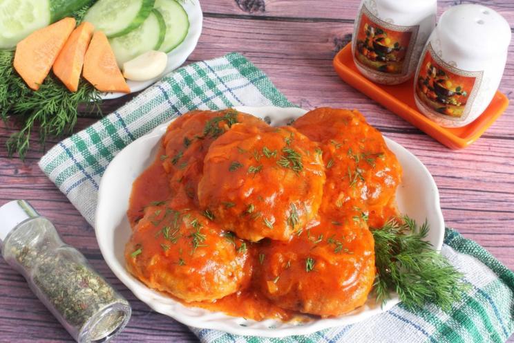 Oven-Baked Chicken Meatballs with Gravy Oven-Baked Chicken Meatballs with Gravy