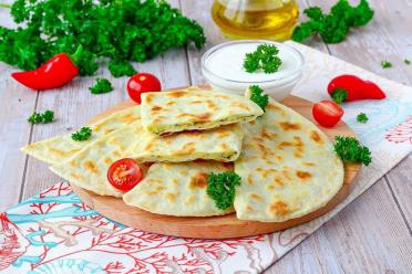 Quick & Easy Stuffed Pan-Fried Flatbreads
