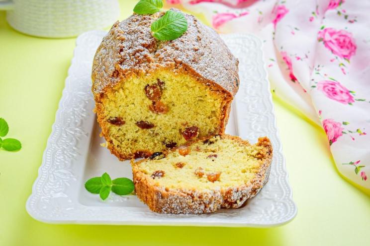Butter and Raisin Cupcake (No Kefir or Milk)