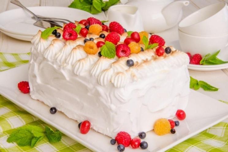 Alaskan Ice Cream Cake Delight Alaskan Ice Cream Cake Delight