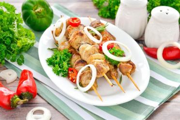 Slow Cooker Pork Kebabs