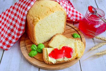 Easy Homemade White Bread Machine Recipe