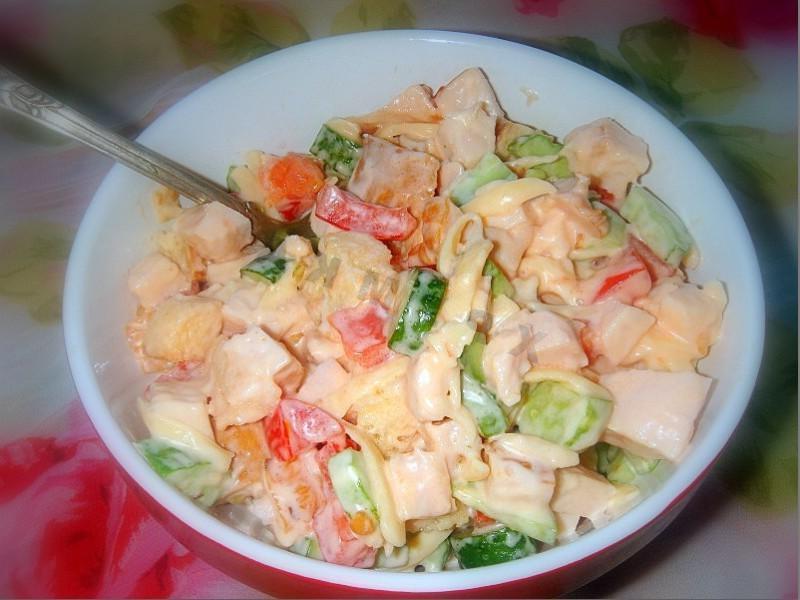 Smoked Chicken Malibu Salad with Crunchy Croutons