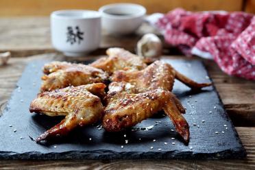 Crispy Soy Sauce Chicken Wings