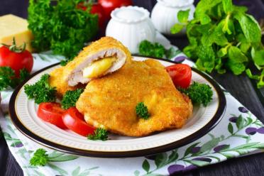 Cheesy Turkey Pan Chops