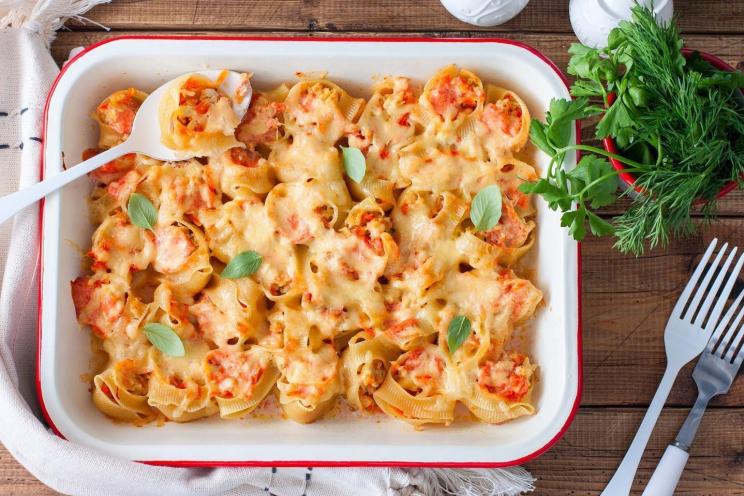 Baked Stuffed Pasta Shells with Minced Meat Baked Stuffed Pasta Shells with Minced Meat