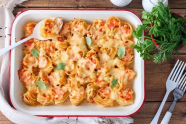 Baked Stuffed Pasta Shells with Minced Meat