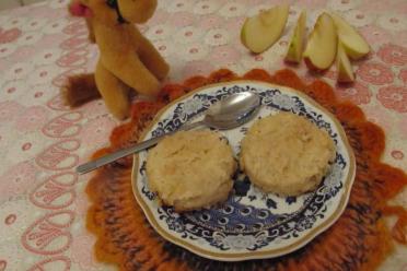 Flourless Apple Pudding Muffins for All Ages