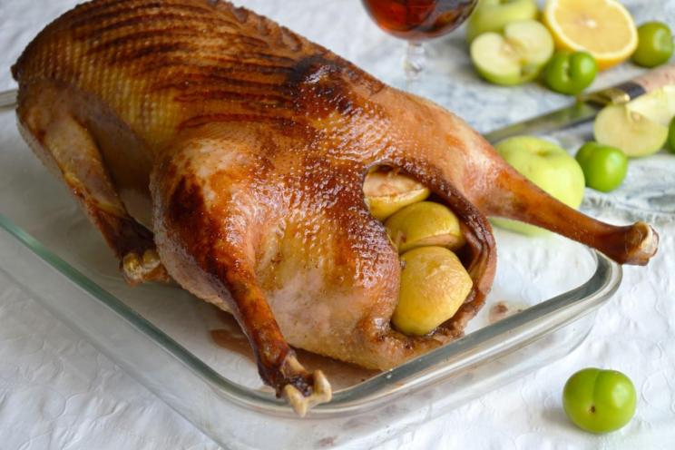 Oven-Baked Goose with Apple and Cherry Plum Stuffing