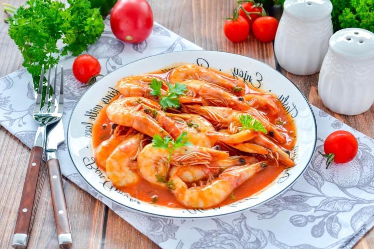 Savory Shrimp in Tomato Sauce