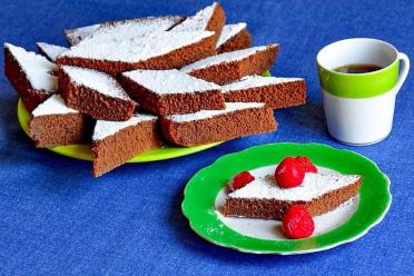 Easy Chocolate Kefir Cake