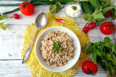 Quick and Easy Pearl Barley in a Multicooker