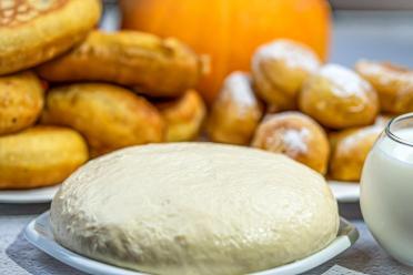 Fluffy Kefir Dough: No Yeast, No Eggs