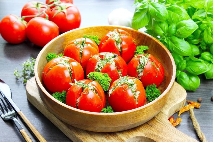 Spicy Garlic Herb Tomatoes Spicy Garlic Herb Tomatoes