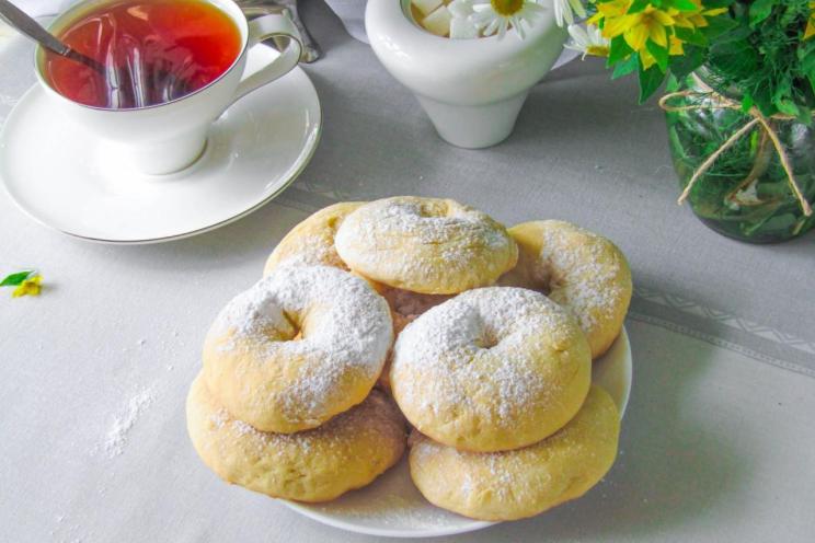 Sour Cream Oven Rolls