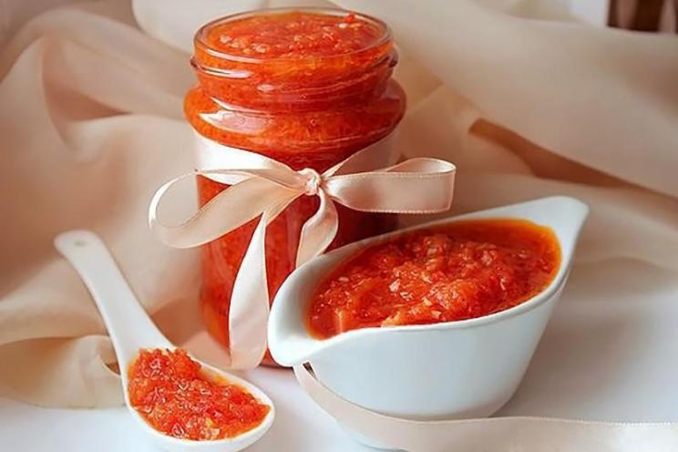 Easy Homemade Tomato Paste in a Slow Cooker Easy Homemade Tomato Paste in a Slow Cooker