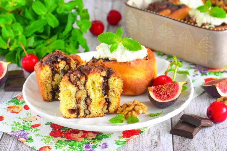 Chocolate Nut Delight Buns