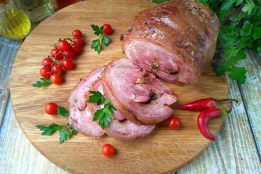 Savory Spiced Ham Knuckle: The Perfect Snack