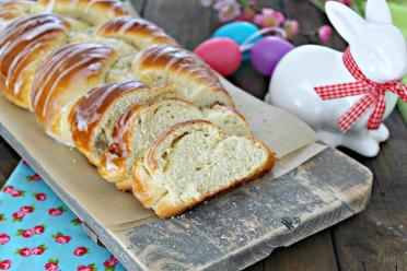 Marzipan-Filled Yeast Braid