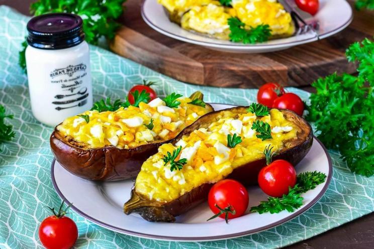 Cheesy Garlic Baked Eggplant