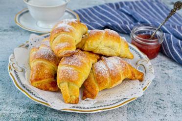 Quick & Easy Croissants with Ready-Made Puff Pastry