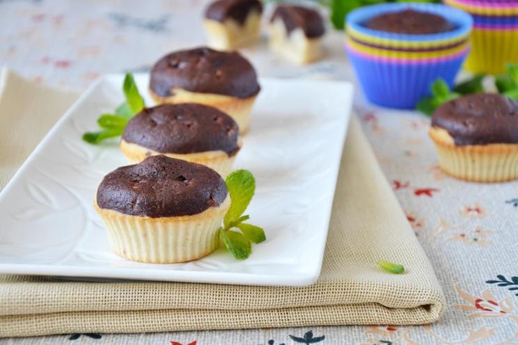 Chocolate-Capped Cupcakes Chocolate-Capped Cupcakes
