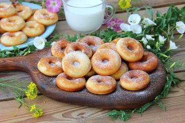 Vanilla-Creamy Baked Curd Donuts
