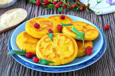Easy Pan-Fried Cornmeal Tortillas