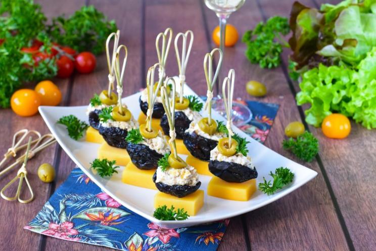 Walnut-Stuffed Prunes: A Delightful Holiday Appetizer Walnut-Stuffed Prunes: A Delightful Holiday Appetizer