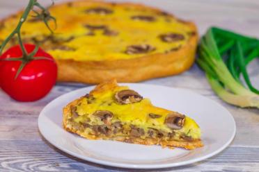 Mushroom and Cheese Delight Pie