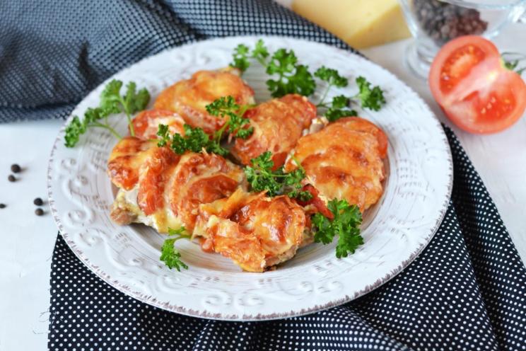 Cheesy French Pork with Juicy Tomatoes