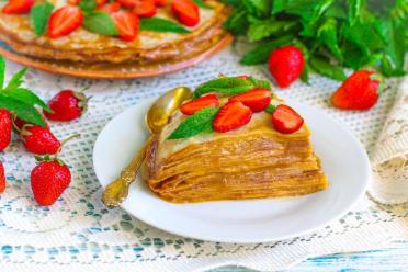 Condensed Milk Pancake Cake