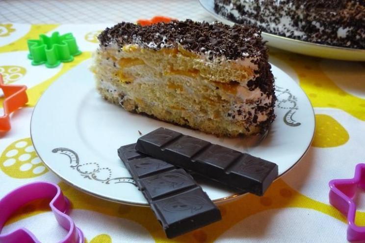Condensed Milk Cake with Peach Buttercream