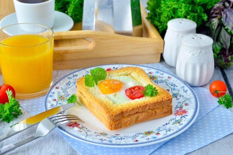 Oven-Baked Egg Breakfast Sandwiches