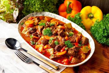 Skillet Meat and Green Beans Recipe