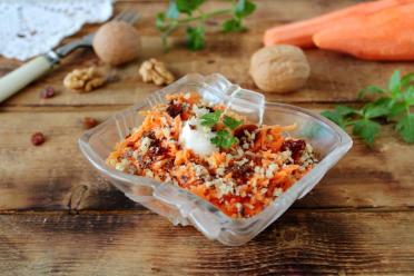 Healthy Raisin and Sour Cream Salad