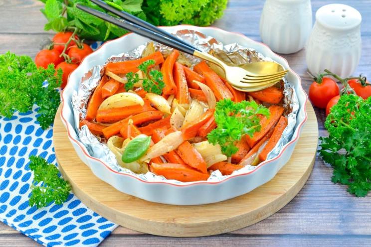 Roasted Onion and Carrot Medley Roasted Onion and Carrot Medley