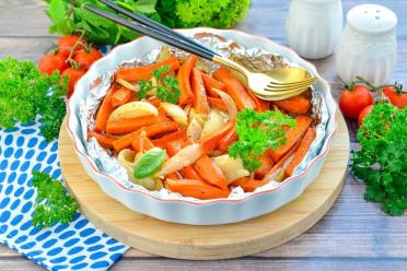 Roasted Onion and Carrot Medley