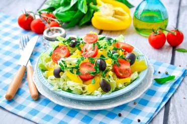 Healthy Chinese Cabbage and Bell Pepper Salad