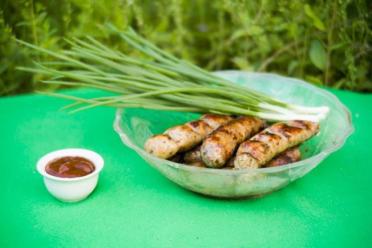 Grilled Spicy Chicken Sausages