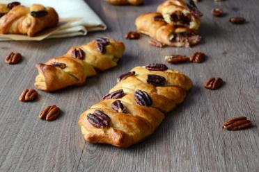 Maple Pecan Delight Puffs