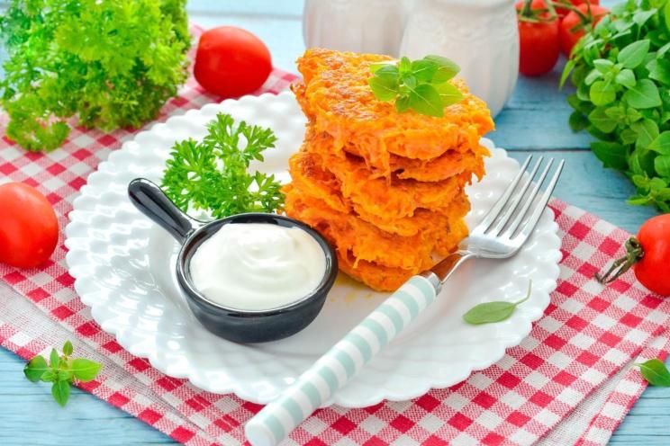 Onion and Carrot Pancakes: Sweet and Savory Surprise Onion and Carrot Pancakes: Sweet and Savory Surprise