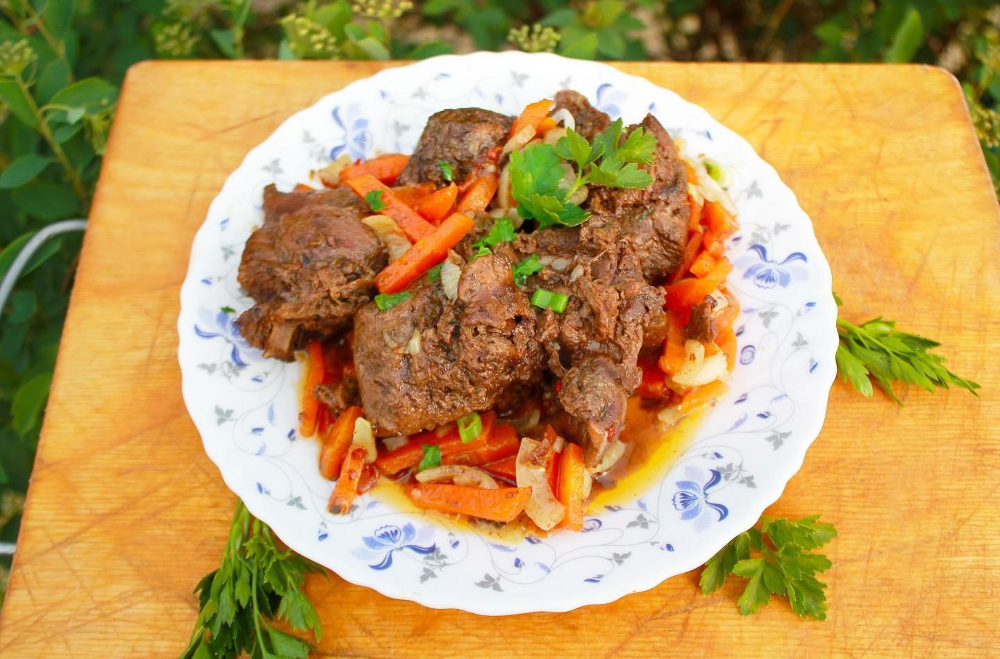 Savory Pan-Stewed Hare with Veggies and Garlic