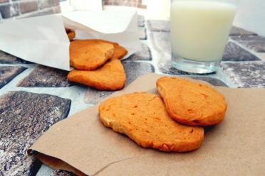 Soft and Quick Sour Cream Cookies