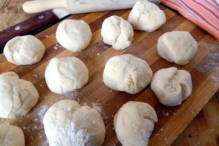 Potato-Filled Shaneg Pastry Recipe