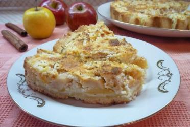 Quick Apple & Curd Pie