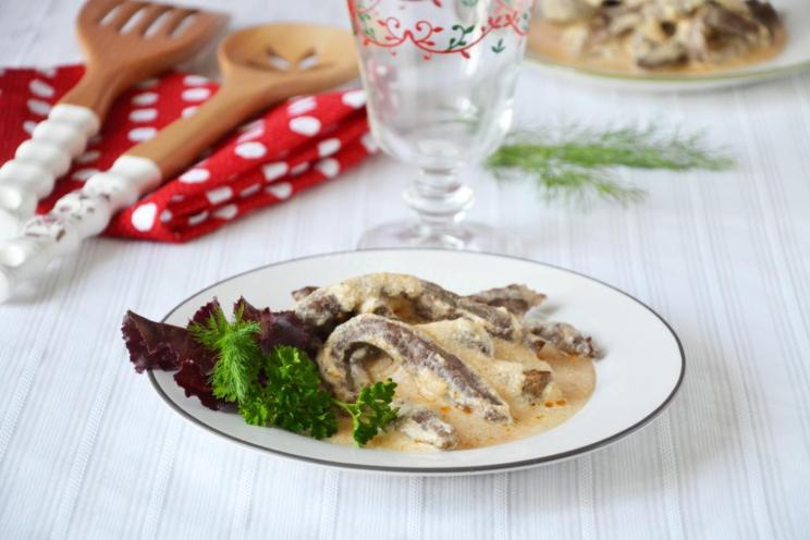 Easy Beef Stroganoff in Sour Cream Sauce